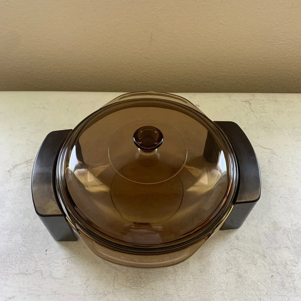 Vintage Pyrex 024 Amber 2 Qt Round Casserole Dish Lid & Warming Cradle Stand